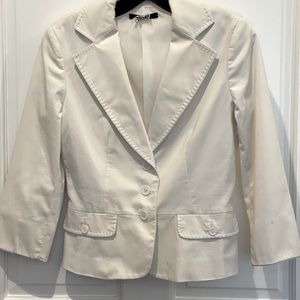 ‼️VINTAGE Elie Tahari‼️ blazer/white jacket, size 2, summer staple